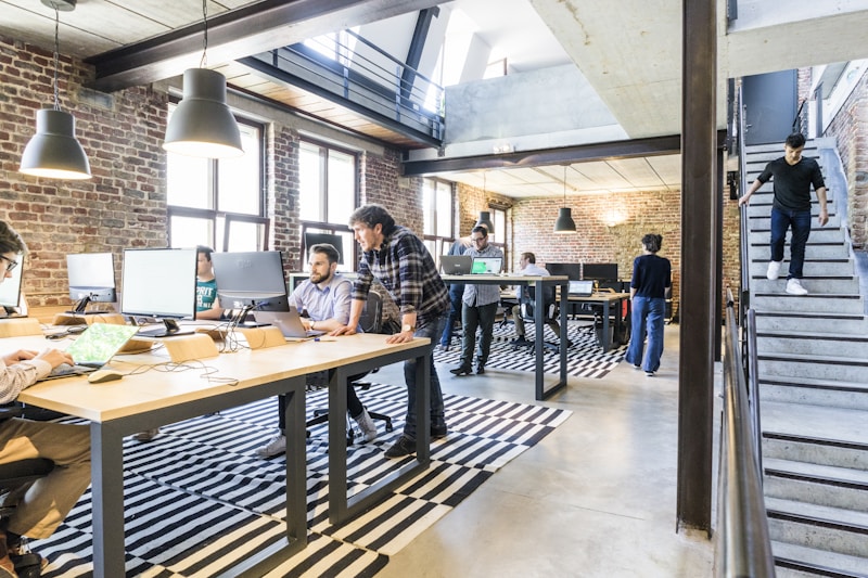 Startups vs Corporações: onde está seu próximo passo?